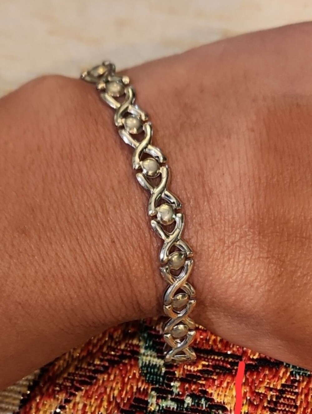 Sterling Silver Twist Link Bracelet in Silver